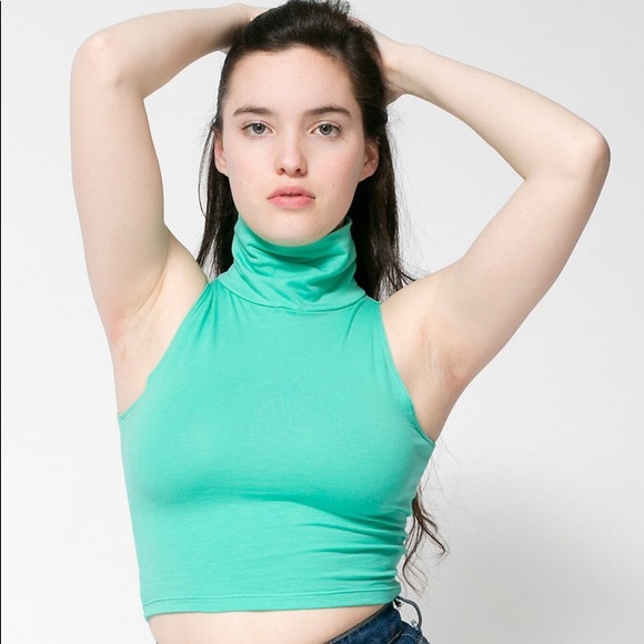 GREY Sleeveless turtleneck crop top - Picture 2 of 5